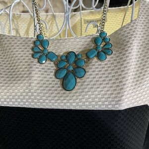 Elegant Blue Statement Necklace